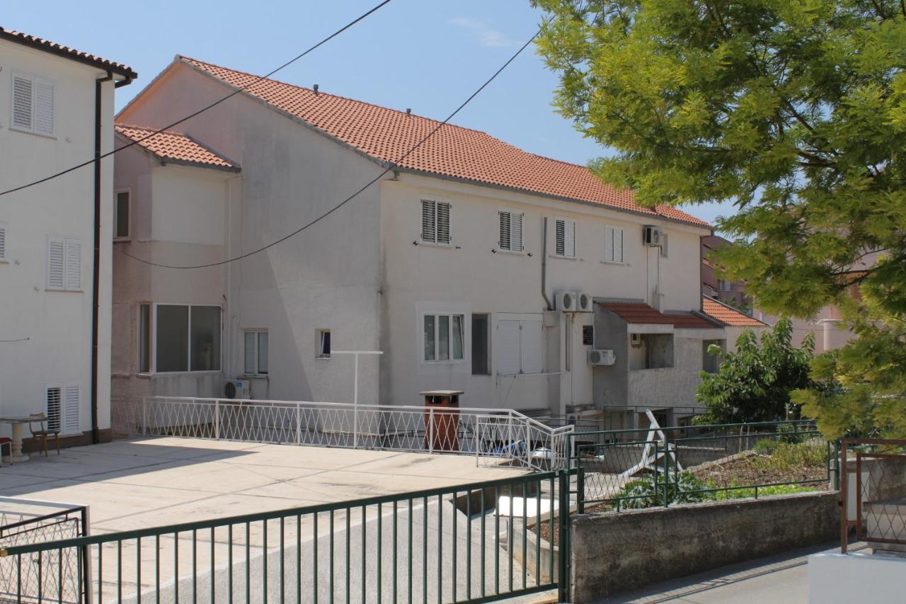 Apartments With A Parking Space Makarska - 6693 Luaran gambar
