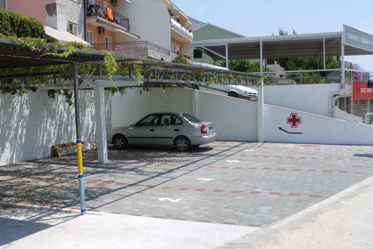 Apartments With A Parking Space Makarska - 6693 Luaran gambar